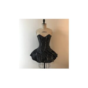 Kentaro Kameyama Instagram - Painted a white dress, it’s black now... #designerkentaro