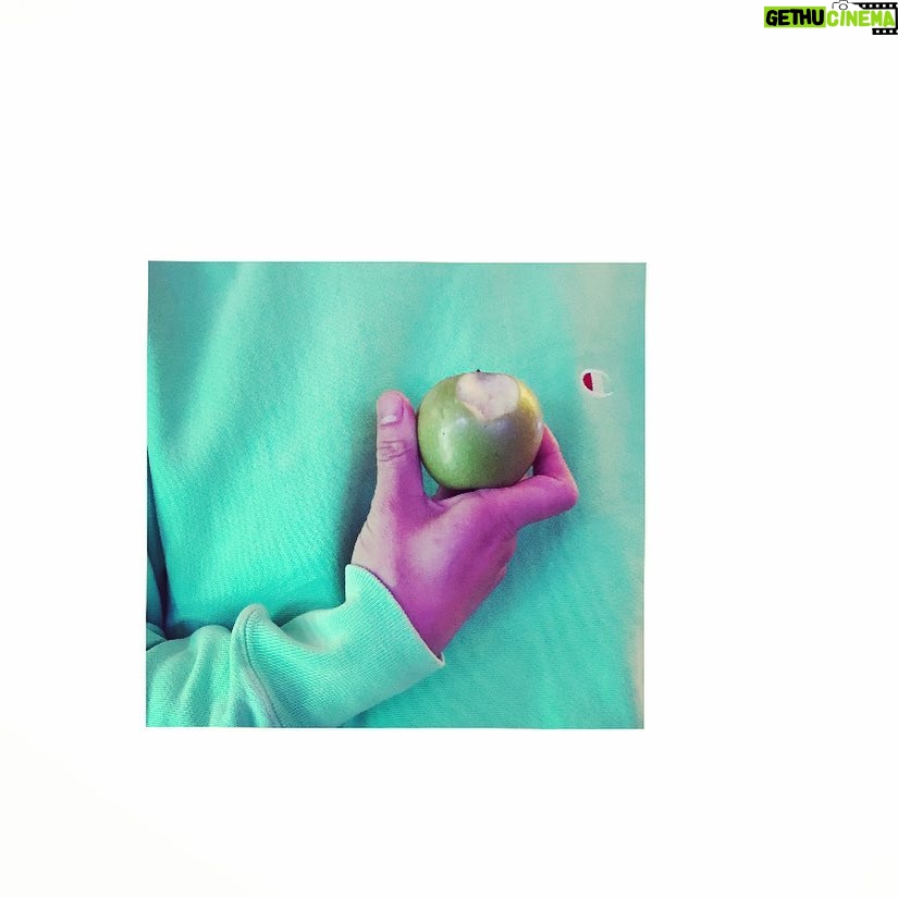 Kentaro Kameyama Instagram - An apple a day keeps the doctor away #projectrunway16 #projectrunway #designerkentaro