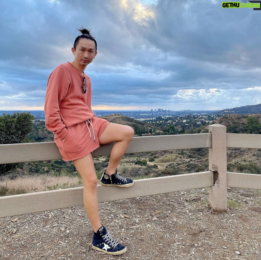 Kentaro Kameyama - 2.4K Likes - Hello everyone! My new 2021 #loungewear #collection will be dropping soon! Here is a sneak peak, stay tuned! This is a part of my “Eco Collection”, using recycle materials, positive vibes and thoughts.
What positive vibes do you have in 2021?
#kentarokameyama #newcollection #fashion