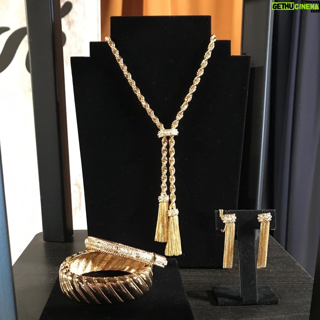Kentaro Kameyama - 2.4K Likes - Visited @grossejapan at #Grammy Gift Lounge today. Happy to see the team #Grosse #Japan , and hoping to #collaborate again in the future!