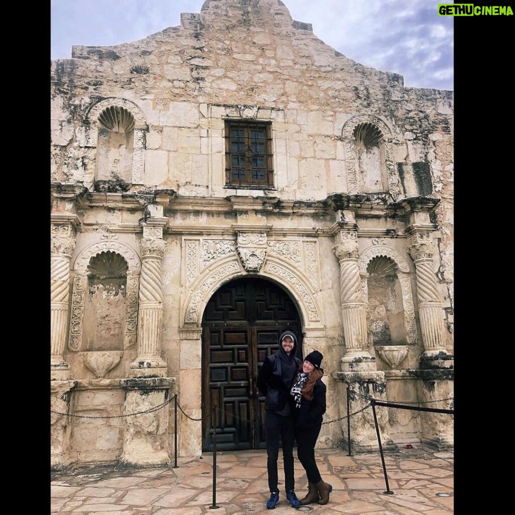Kenton Duty Instagram - I’ll definitely Remember this day w/ my bride toodling around San Antonio ❤️ #ALAMOde #rememberthealamo