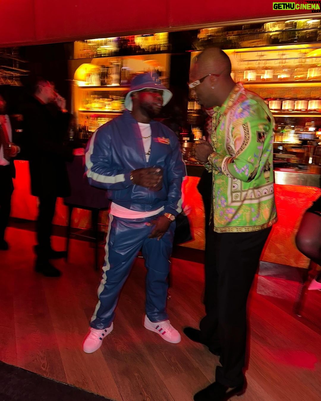Kevin Hart Instagram - If it ainβt leather it ainβt right πππππ
