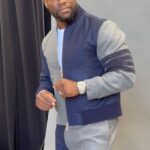 Kevin Hart Instagram - The fastest photo shoot in the world…. Model game on 1000…. The photographer couldn’t believe it!!!! I’m the fastest photoshoot person in the world 😂😂😂😂😂