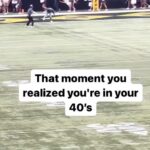Kevin Hart Instagram - Everyone is laughing at this video but I can’t ….I’ve been here….I know what happened to him😂😂😂😂😂…..this is a strong case of the mind and body not being on the same page 😂😂😂😂 The worst part of this moment is when he watches it back and realizes that nobody pushed him or threw him down….