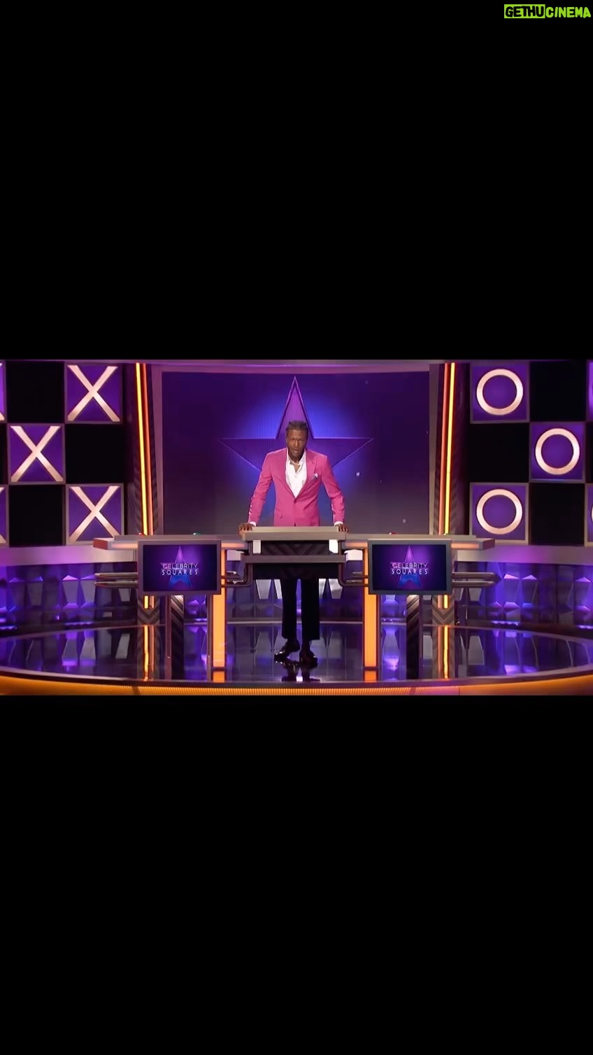 Kevin Hart Instagram - ๐ค๐ Major shoutout to my brother @DCYOUNGFLY whose killing it hosting his new hit show Celebrity Squares on @VH1! ๐ Donโt miss the fun, tune in TOMORROW at 8/7c! ๐บ๐คฃ #CelebritySquares