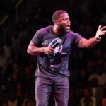 Kevin Hart Instagram - Nothing better than pulling up and showing my brother @davechappelle love…. What a night & What a show!!!!!!! Love my guy 💪🏾💪🏾💪🏾💪🏾 thank you for the pics @candytman #LiveLoveLaugh