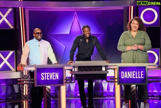 Kevin Hart Instagram - Make sure y’all check out tonight’s new episodes of Celebrity Squares on @vh1 at 8/7c #CelebritySquares