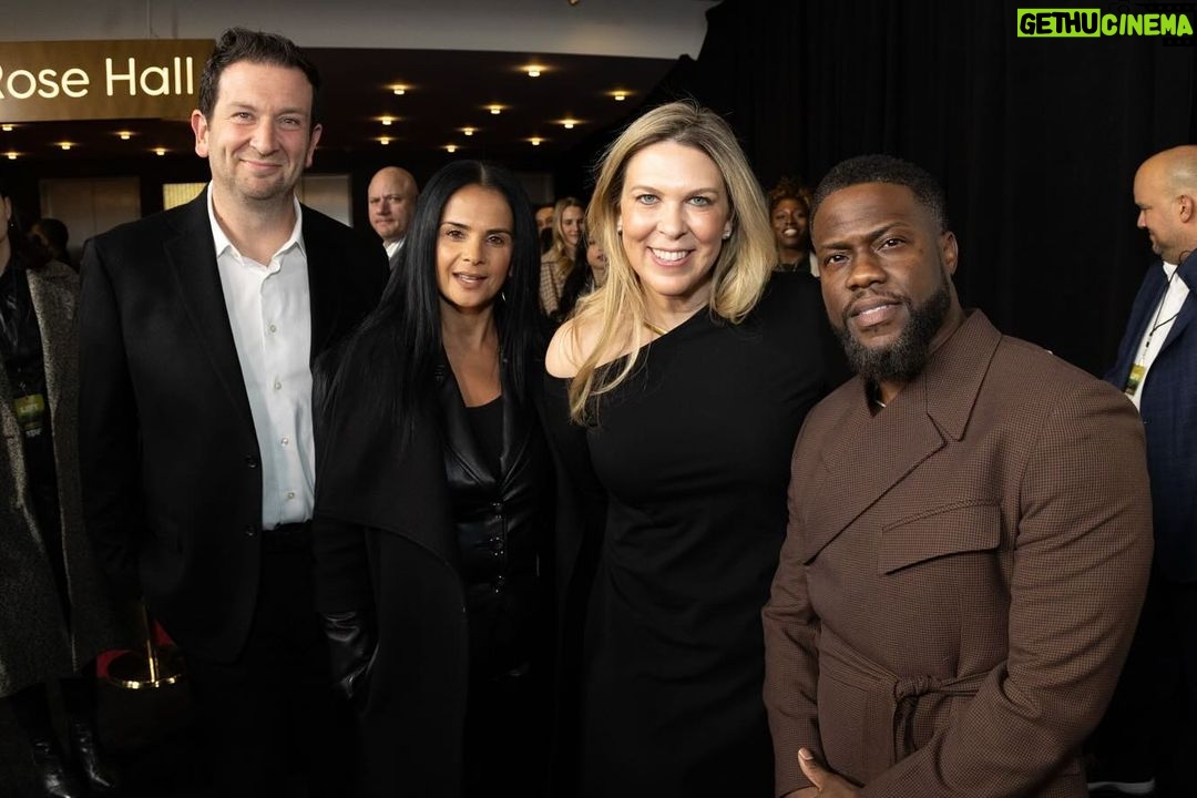 Kevin Hart Instagram - Last Nights “Lift” Premiere was a movie within a movie…..all I can say is WOOOOOOW!!!!!! The audiences reaction at the end of movie was NUTTTZZZZ!!!!! Major thank you to my partners at @netflix for rolling out the red carpet of a lifetime!!!!! This movie is going to fucking BANG!!!! You are all in for an amazing treat….MARK MY WORDS!!!! We will be hitting NETFLIX this FRIDAY PEOPLE!!!!!! This movie is GLOBAL!!!!! I can’t wait for the 🌎 to enjoy!!!!! #ComedicRockStarShit