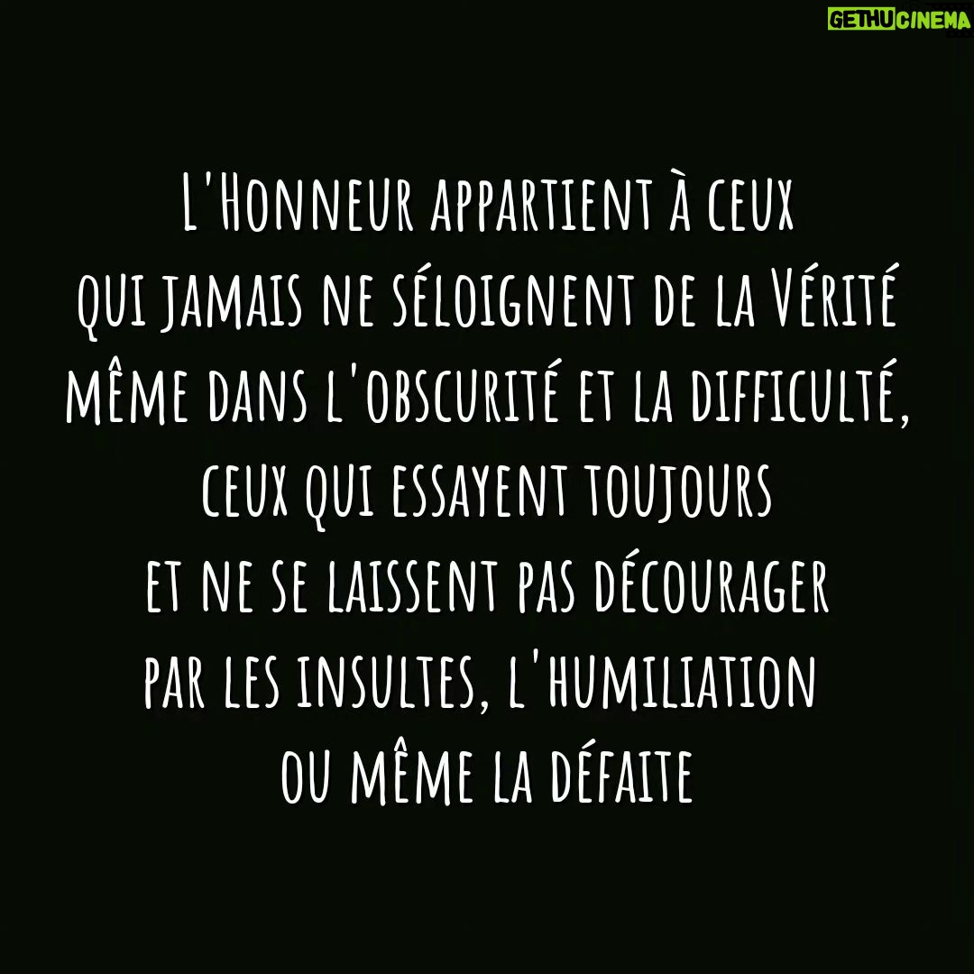 Kevin Miranda Instagram - 👁️ Nelson Mandela 👁️ - the Greatest - Être enfermé injustement pendant 27 ans pour le + noble des combats Réussir le tour de force de ne pas sombrer dans la haine de l'autre, ce cercle vicieux qui nous fait perdre à tous Comprendre qu'il ne faut pas lutter contre les hommes mais contre le système Sa vie entière est l'un des plus beaux héritages qu'on puisse laisser au 🌍 On est tous les enfants spirituels de cette grandeur d'âme 🤜 On est tous ensemble 🤛 #citation #mots #phrase #reflexion #photo #phrases #question #philosophe #philosophie #photooftheday #picture #quote #insta #instadaily #instamood #instagram #nelsonmandela #mandela #madiba