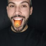Kevin Miranda Instagram - 🥕Bonne Année 🥕 😂 L'année prochaine c'est la bonne #ensemble #verite #video #videodujour #videooftheday #mensonge #eveil #reveil #peuple #esprit #dissidence #force #courage #infos #informations #news #instadaily #instanews #instagood #carotte #bonneannée