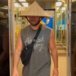 Kevin Miranda Instagram – 🇻🇳 Quand t’as un peu trop kiffé le Vietnam 👀

#viet #travel #trip #video #reels #vietnamtravel #pho #asia #reelsinstagram #videooftheday #vietnam #lol #fun #funny #hanoi #hochiminh #instagood #instagram #instadaily #😂
