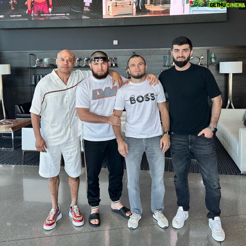 Khabib Nurmagomedov Instagram - Рабочий визит в Вегас. UFC Performance Institute