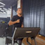 Khabib Nurmagomedov Instagram - Мотивацию говорит долго искать не надо @usman_nurmagomedov )))