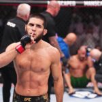 Khabib Nurmagomedov Instagram - Best fighter in the world today 🔝 Love you Brother and congratulations @islam_makhachev Если вы меня спросите где я был? почему не был в углу, я уже отвечал на этот вопрос, я не хожу на бои, не бываю в углу и я полностью оставил все что связано с мма. Прошу принять мое решение также, как это приняли мои братья друзья и спарринг партнеры. То, что достигла наша команда, навсегда будет в истории этого вида спорта. If you guys ask me where have I been? Why wasn’t I in the corner, I already answered this question, I don’t go to fights, I don’t go to the corner and I completely left everything related to MMA. I ask you to accept my decision the same way as my brothers, friends and sparring partners did. What our team achieved will forever be in the history of MMA. #Alhamdulillah