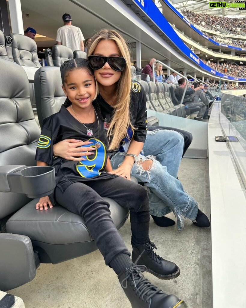 Khloé Kardashian Instagram - We had such a great time at the Rams game!!! Thank you to the Stafford’s for inviting True and I! 💙💛 True’s first football game and it couldn’t have been a better time!!! @kbstafford89 you and your girls are the best!