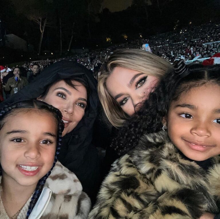 Khloé Kardashian Instagram - The Queen of Christmas!!!! For the little girls very FIRST concert ever, we went to see the Queen herself, @mariahcarey !! We all had the best time, creating the most magical memories!! Thank you mommy for taking all of us! 🩵