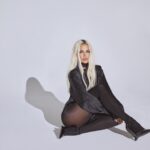 Khloé Kardashian Instagram – 🖤