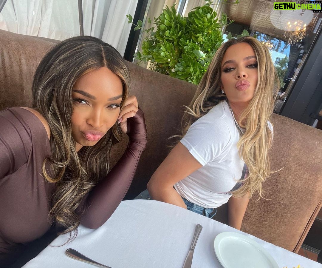 KhloΓ© Kardashian Instagram - Moments with her ππππ I need more more more! Itβs weird when you become an adult and you have to balance life lol remember the days where we never left each others side for weeks on end. Now we have to be responsible adults π