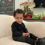 Khloé Kardashian Instagram – He knows what he’s doing with that face ♥️ #BabyRob
