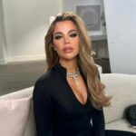 Khloé Kardashian Instagram – 🖤 on set