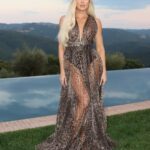 Khloé Kardashian Instagram – This view is something special 🤎