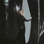 Khloé Kardashian Instagram - 🖤