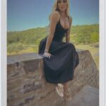 Khloé Kardashian Instagram – 💙 Tuscany 💙 Bliss