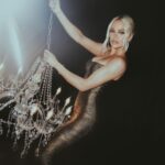 Khloé Kardashian Instagram - @goodamerican 🤎