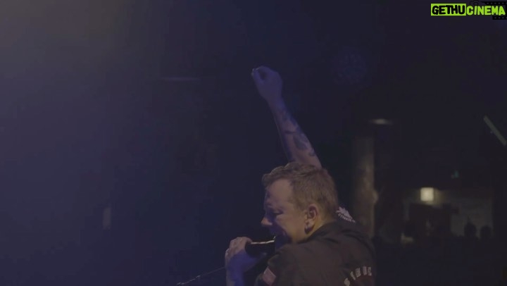 Kiefer Sutherland - 9.2K Likes - Kiefers SO FULL OF LOVE tour is now on sale. Tickets can be found at KIEFERSUTHERLAND.COM