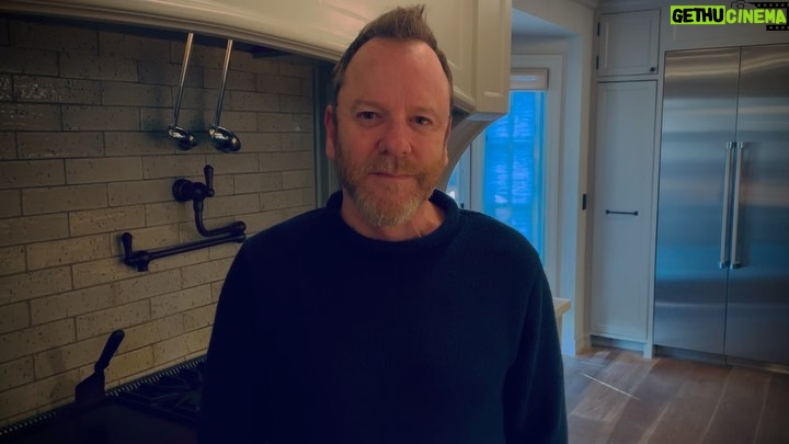 Kiefer Sutherland - 10.5K Likes -