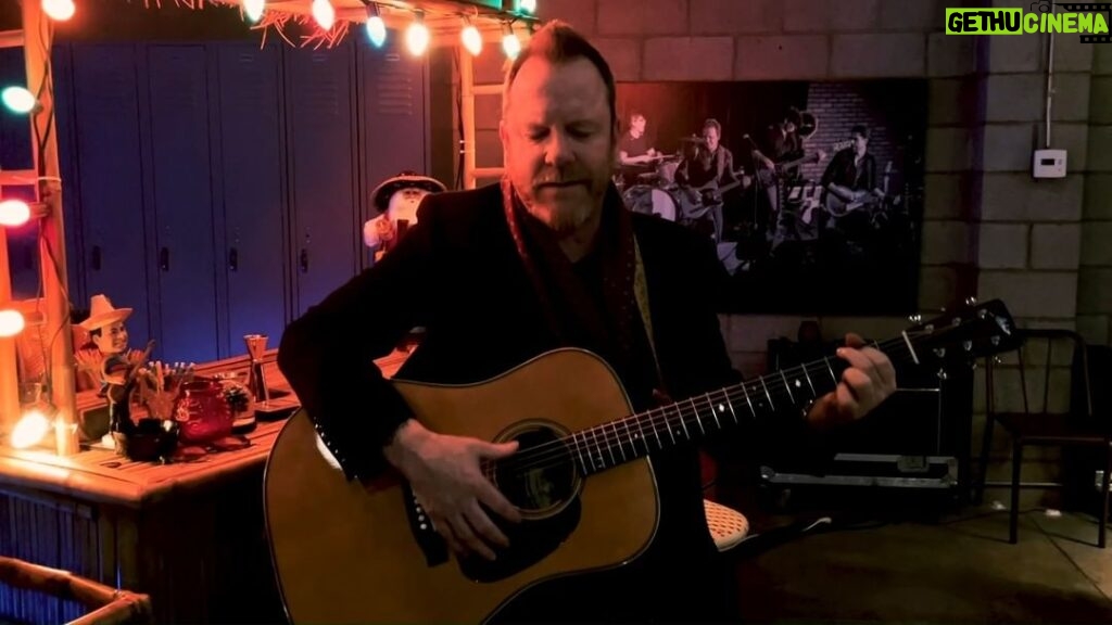 Kiefer Sutherland Instagram - Can’t tour during Covid so I will release acoustic versions of songs from the new album (Bloor Street) until it’s released on January 21st… Hope you enjoy. Full Video on YouTube: head to the link in stories #SongForTheDay