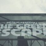 Kiefer Sutherland Instagram - To all those who braved the rain at The Green Escape Festival, it was an honour to play for you. 🎥@krupa_music