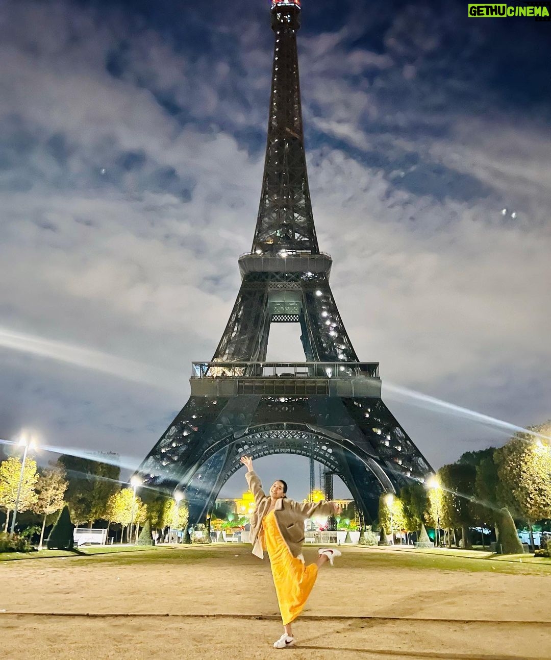 Kila Shafia Instagram - Tadaaaaa ✨✨✨ 8/9/2022 #tapimatilampugengs Paris