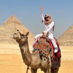Kila Shafia Instagram - Moment i live for☀️ 17/04/2023 Part 1. Pyramid,Giza,Egypt