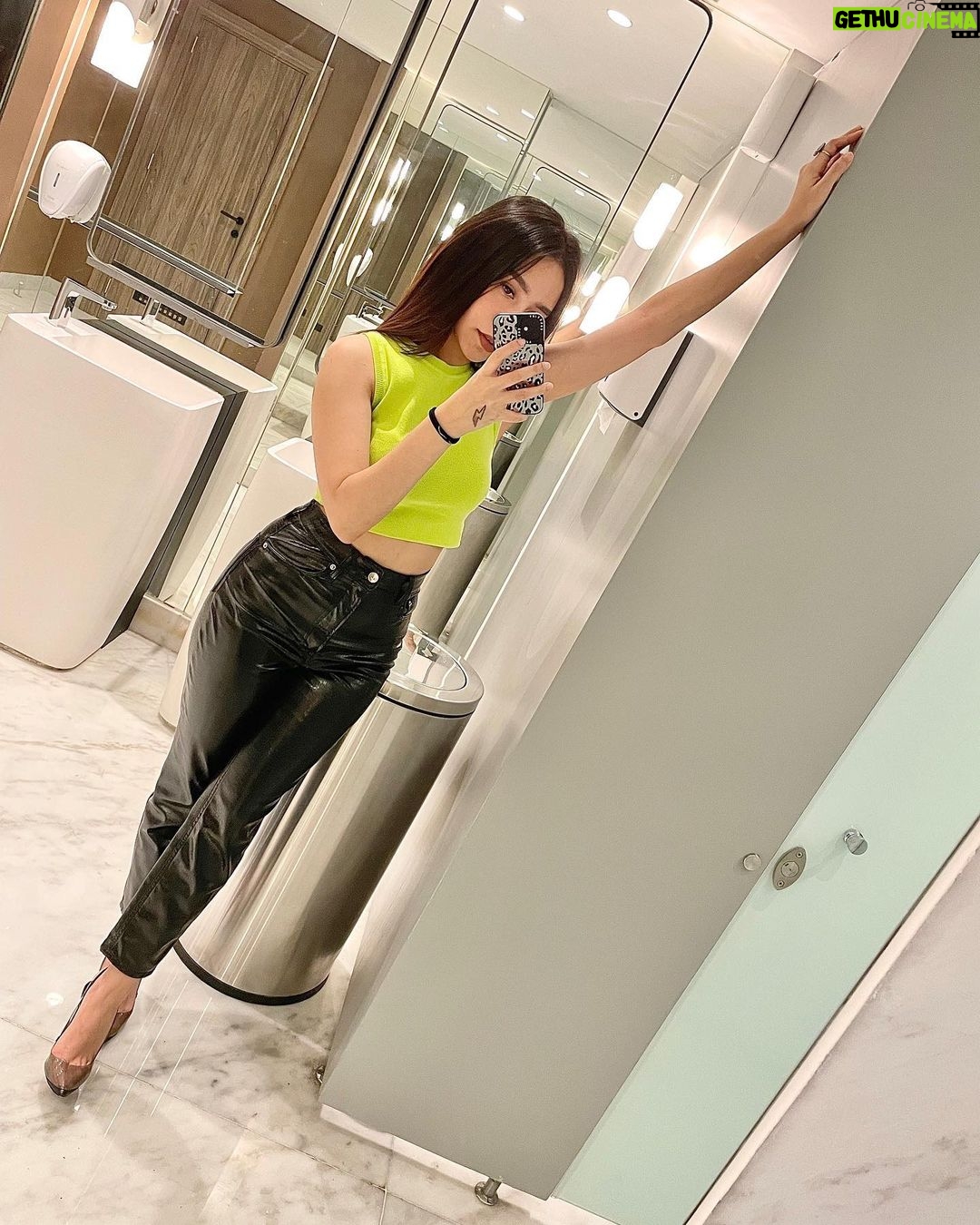 Kila Shafia Instagram - #Ootd #recap Habitate Jakarta