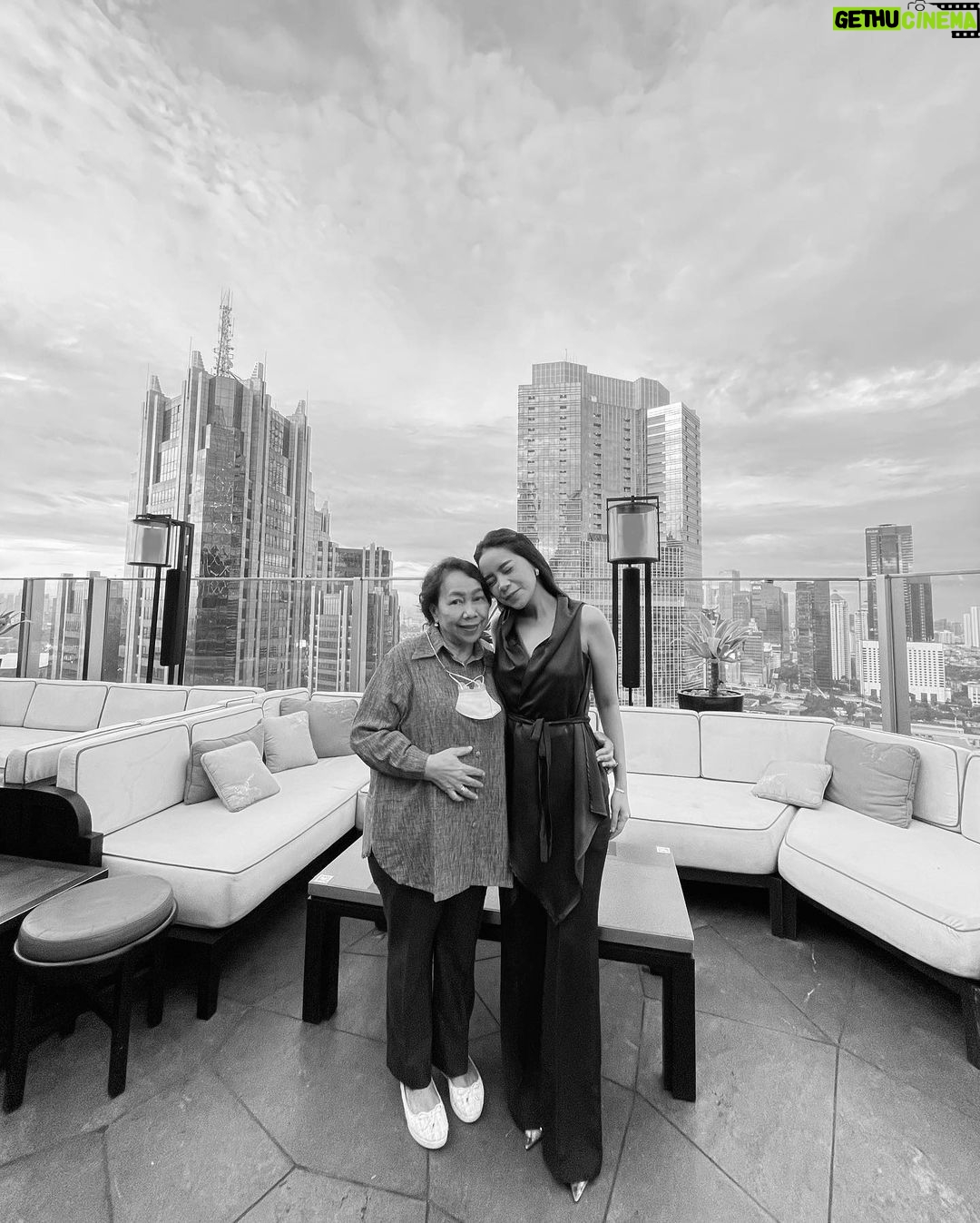 Kila Shafia Instagram - Happy birthday cintaku 🌹