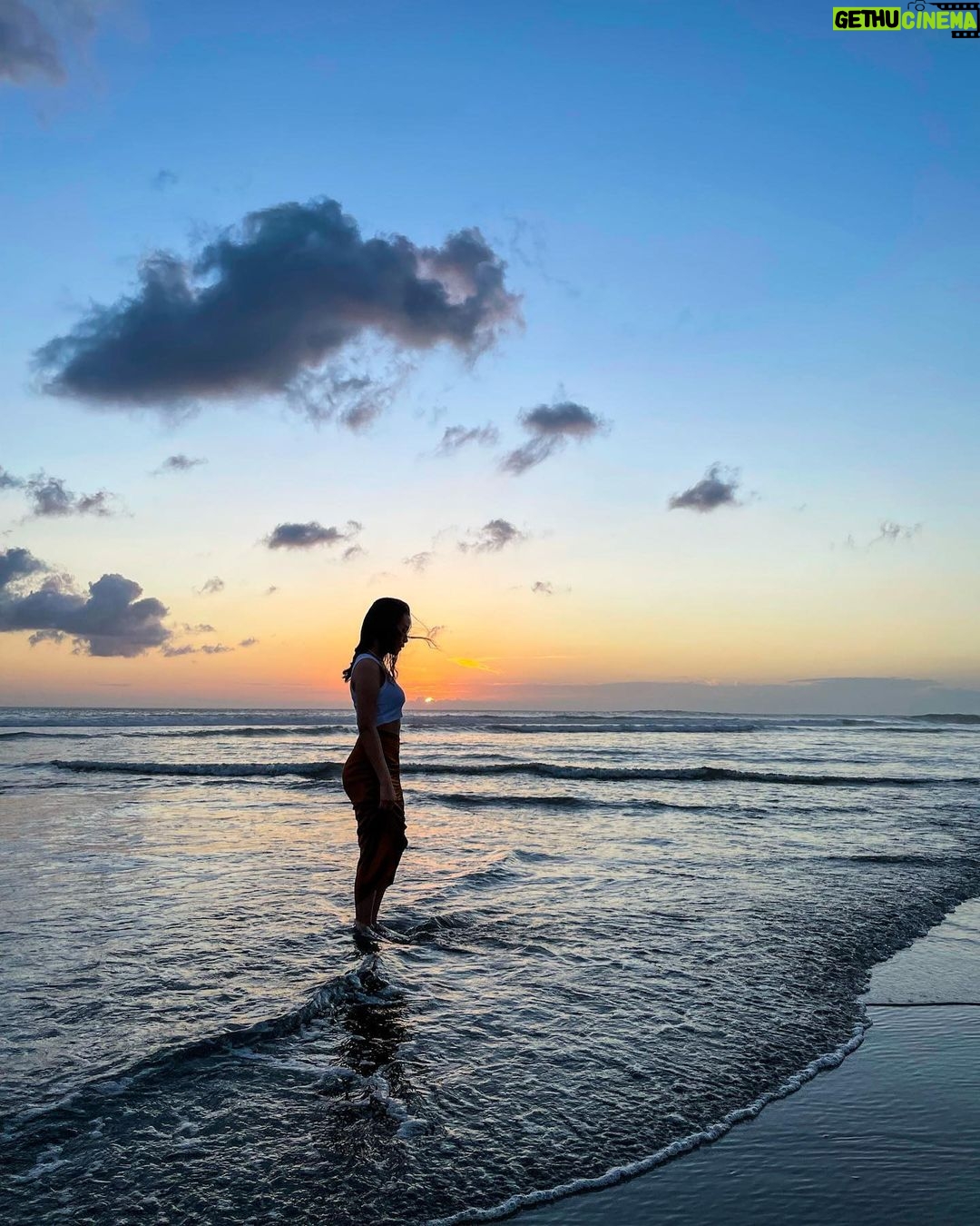 Kila Shafia Instagram - You are enough. Every morning,every sunrise,every day.
