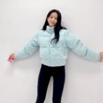 Kim Jisoo Instagram - ❄️ @alo @aloyoga