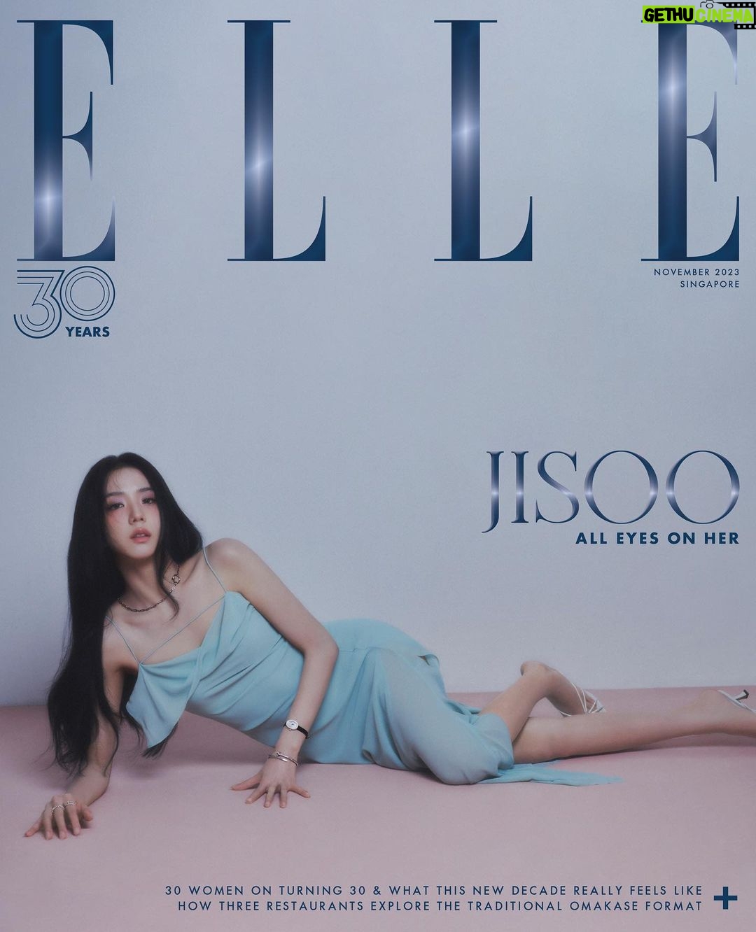 Kim Jisoo Instagram - @cartier @ellesingapore 🎀