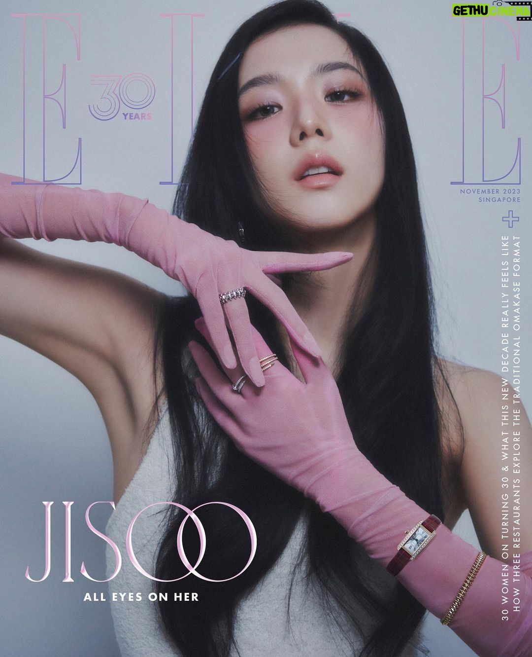 Kim Jisoo Instagram - @cartier @ellesingapore 🎀