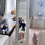 Kim Jisoo Instagram - 꽃향기만 남기고 갔단다 @Dior 🌹 Dior - Paris Montaigne