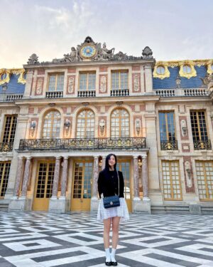 Kim Jisoo Instagram - Jisoo in Versailles 🏰