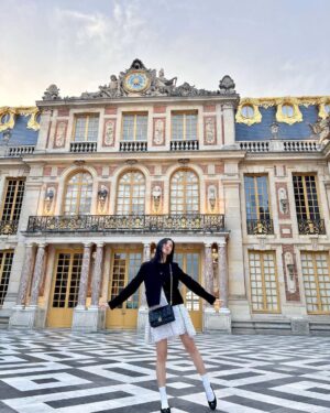 Kim Jisoo Instagram - Jisoo in Versailles 🏰