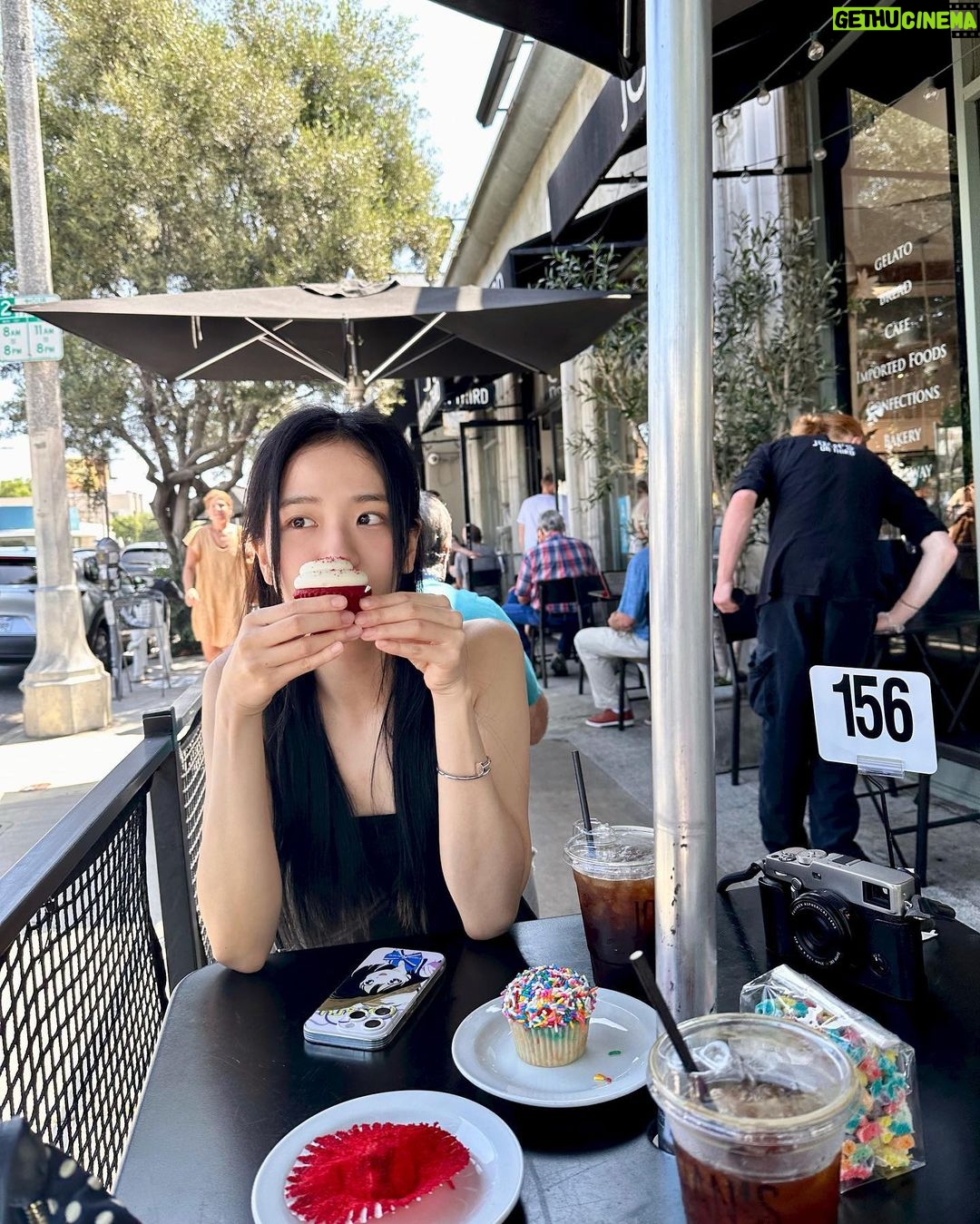 Kim Jisoo Instagram - a cupcake lover 🧁 Los Angeles, California