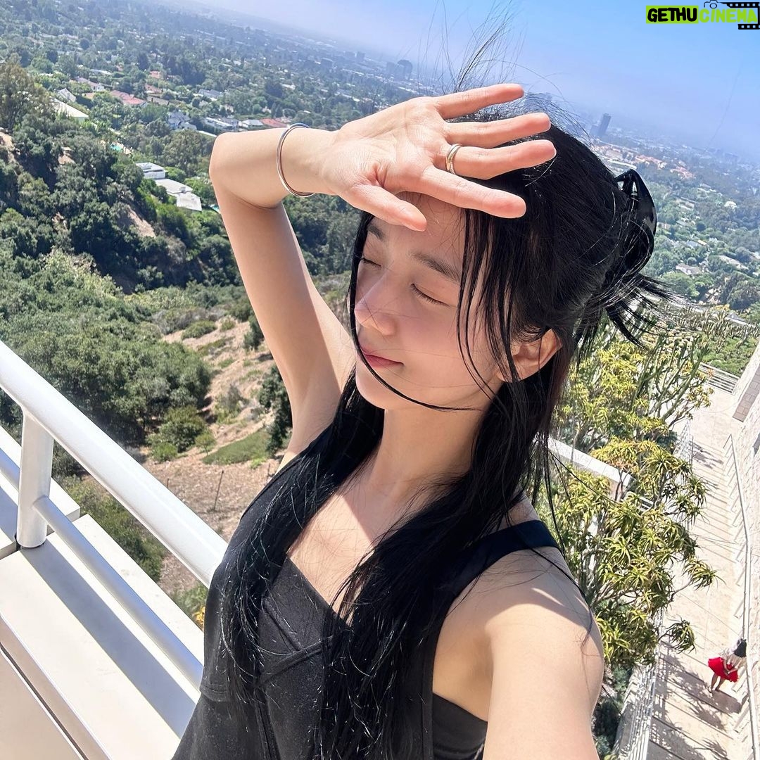 Kim Jisoo Instagram - π΅LAμμμ μμ μκ°π΅ The Getty Center