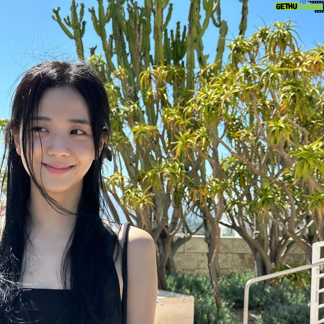 Kim Jisoo Instagram - π΅LAμμμ μμ μκ°π΅ The Getty Center