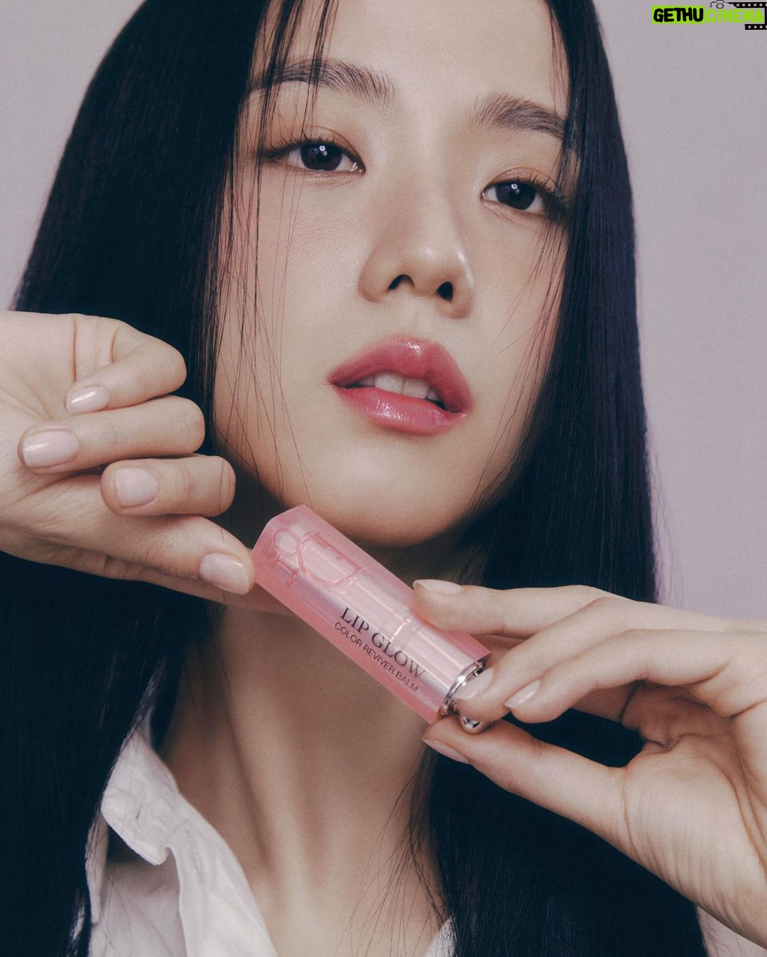 Kim Jisoo Instagram - @marieclairekorea @diorbeauty