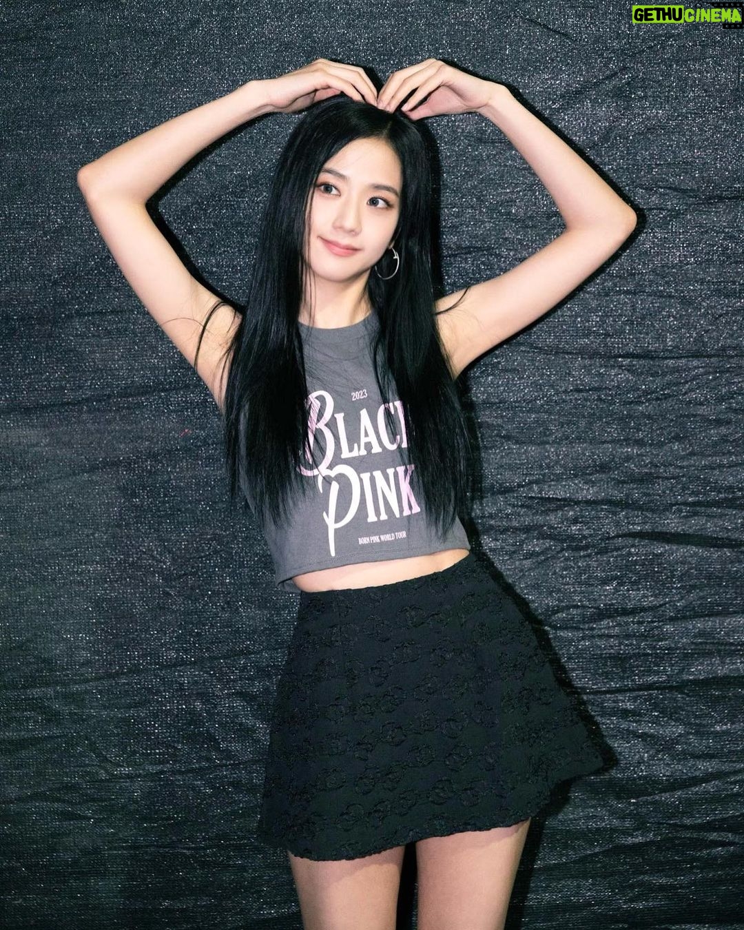 Kim Jisoo Instagram - BLACKPINK in Bay Area! 🖤💖 Thank you for the warm welcome to our first-ever sf show! Your energy was wild! Hope to be back to see you all again soon! Love you Blinks✨ Oracle Park