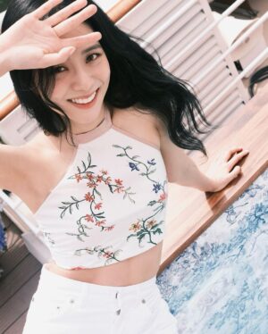 Kim Jisoo Instagram - At the Dior Spa Cruise 🌊
#DiorSpa @Diorbeauty