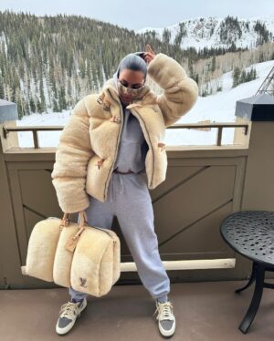 Kim Kardashian Instagram - bless meeeee ! 📸 miss westie